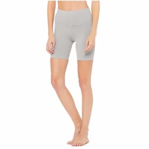 NWOT Alo Yoga High Waist Biker Shorts